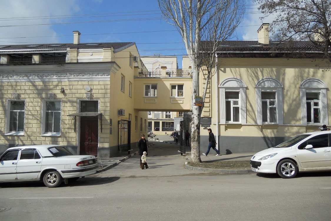 Онкологический диспансер на просп. Соколова, 9 в Ростове-на-Дону.