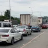 Столкнулись три легковых автомобиля и блокировали М4 «Дон»