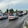 Пробка на трассе М4 "Дон" перед Каменском собирается даже ночью.
