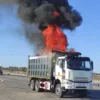 На трассе М4 «Дон» рядом с Каменском загорелся самосвал.