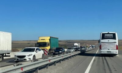 Трассу М4 сковала пробка — Калиновая балка снова стоит