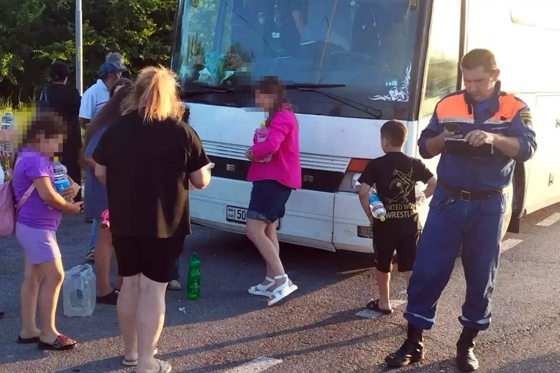 На 1019-м км М-4 «Дон» спасатели помогли пассажирам автобуса