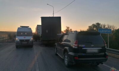 На трассе Р‑260 авария с участием двух грузовиков и «Тойоты»
