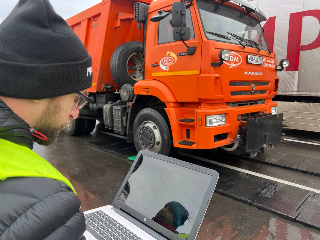 Нейросети помогут ловить перегруженные фуры на М-4 «Дон» в Ростовской области